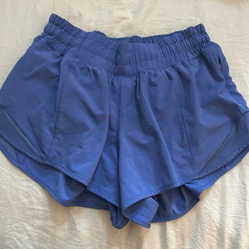 Lululemon hotty hot shorts size 4. 2.5”. Blue